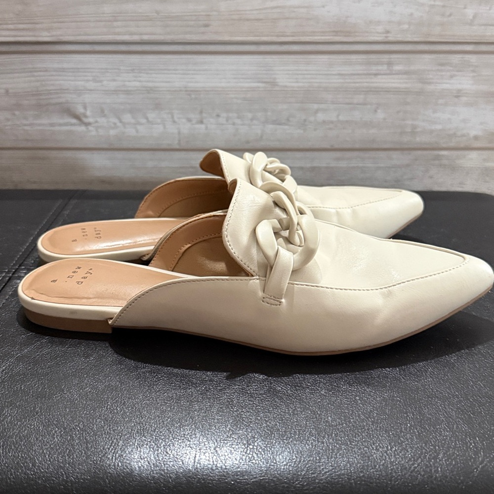 A New Day Women's White Chain Mules - Picture 4 of 4